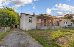 5203 ADDISON RD, CAPITOL HEIGHTS, MD 20743