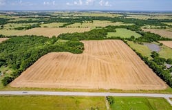 220 Road, Wagoner, OK 74467
