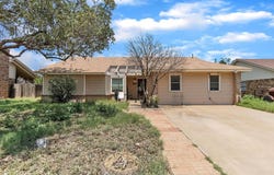 4502 Palmer Dr, Midland, TX 79705