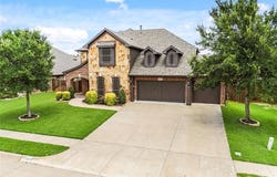 1021 Tara Drive, Burleson, TX 76028