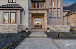 7926 W Rockhaven Dr, Eagle, ID 83616