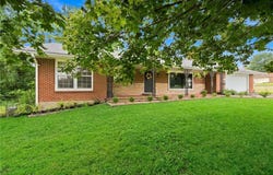9209 E 87th Street, Raytown, MO 64138