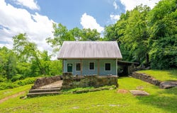 4019 W Road, Signal Mountain, TN 37377