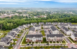 612 HOLYWELL DRIVE, MALVERN, PA 19355