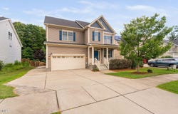 260 Vinewood Place, Holly Springs, NC 27540