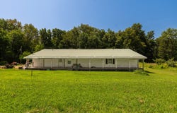 18680 Galatia Post Road, Marion, IL 62959