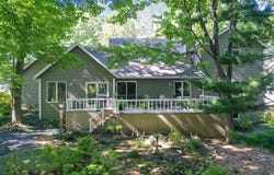 2085 CRESTWOOD SPRINGS Drive, GREEN BAY, WI 54304-1806