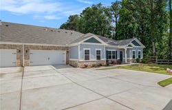3919 Shelleydale Drive, Powder Springs, GA 30127