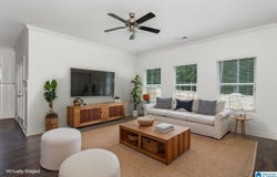 1053 MOUNTAIN LAUREL CIRCLE, MOODY, AL 35004