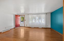 923 AMHART Drive, DE PERE, WI 54115-1124
