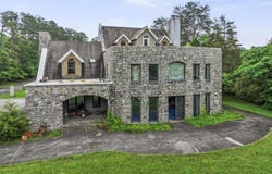 1216 Westland Bay Drive, Knoxville, TN 37922