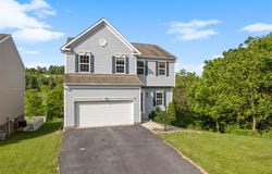 124 ROSE, Canonsburg, PA 15317