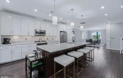 43561 MICHIGAN SQUARE, LEESBURG, VA 20176