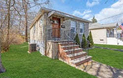 1218 Kline Pl, Rahway City, NJ 07065-1947