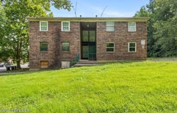 3224 Springfield Dr, Louisville, KY 40214