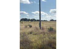 275 Painted Pony Rd, Harper, TX 78631