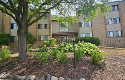 1855 Silver Bell Road, Eagan, MN 55122