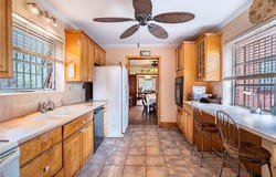 3655 N SCENIC HIGHWAY, LAKE WALES, FL 33898