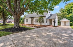 433 N Main Street, Mocksville, NC 27028