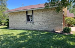 1302 N Mill St, Beloit, KS 67420