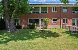 12 Channing Place, Eastchester, NY 10709