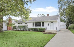2722 Woodstock Road, Columbus, OH 43221