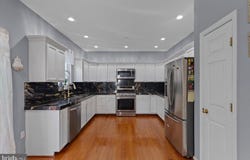 9218 GREENSHIRE DRIVE, MANASSAS PARK, VA 20111
