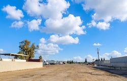 7700 Downing Avenue, Bakersfield, CA 93308