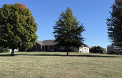 3721 Hawk Point, Palmyra, MO 63461