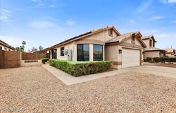 3025 E KERRY Lane, Phoenix, AZ 85050