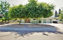 2306 S Encina Street, Visalia, CA 93277