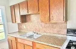900 S Central Drive, Lorain, OH 44052