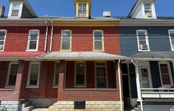 10 MARBLE STREET, LEWISTOWN, PA 17044