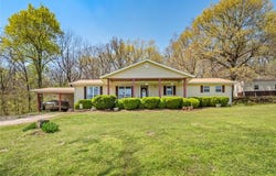 465561 Hwy 100, Stilwell, OK 74960