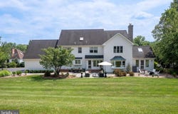 1588 SURREY ROAD, BETHLEHEM, PA 18015