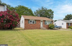 234 S CLINTON AVENUE, MAPLE SHADE, NJ 08052