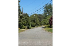 35 Sterling Road, Harwich, MA 02645