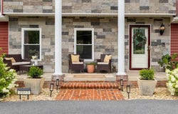2073 HOWARDSVILLE TPKE, LYNDHURST, VA 22952