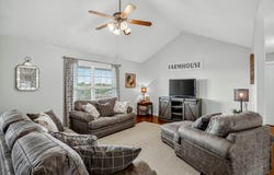 20 Sunnybrook Circle, Fair Grove, MO 65648