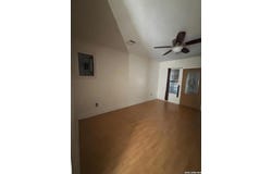 1946 9th, Hempstead, TX 77445