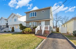 254 N Richmond Avenue, Massapequa, NY 11758