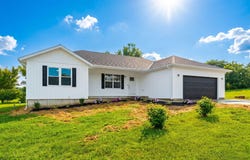 5106 S 165th Road, Bolivar, MO 65613