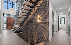 1220 N Pine Street, Rochester, MI 48307