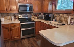 6412 Lieb Drive, New Franklin, OH 44216