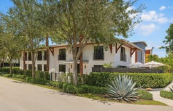 500 NE 14th Avenue, Fort Lauderdale, FL 33301