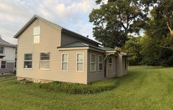 2203 Cooper Street, Jackson, MI 49201