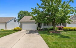 126 Augusta Drive, Elyria, OH 44035