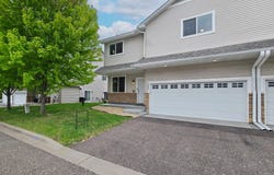 1283 County Road D Circle E, Vadnais Heights, MN 55109
