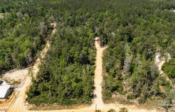 3.5 Wolf Log Rd, Flomaton, AL 36441