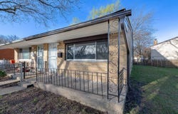 11534 S Peoria Street, Chicago, IL 60643